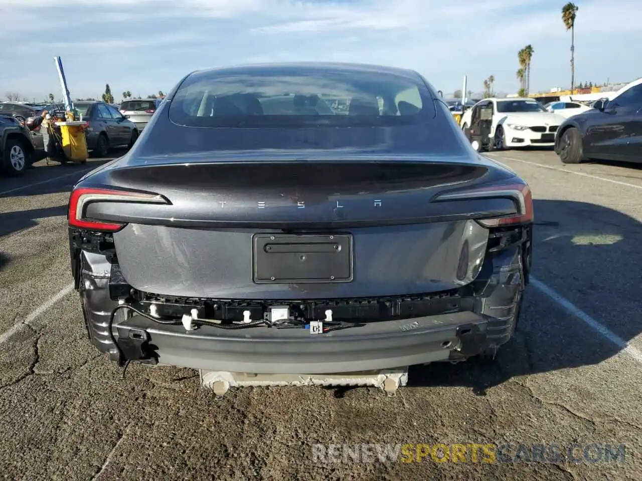 6 Photograph of a damaged car 5YJ3E1EA1RF784743 TESLA MODEL 3 2024