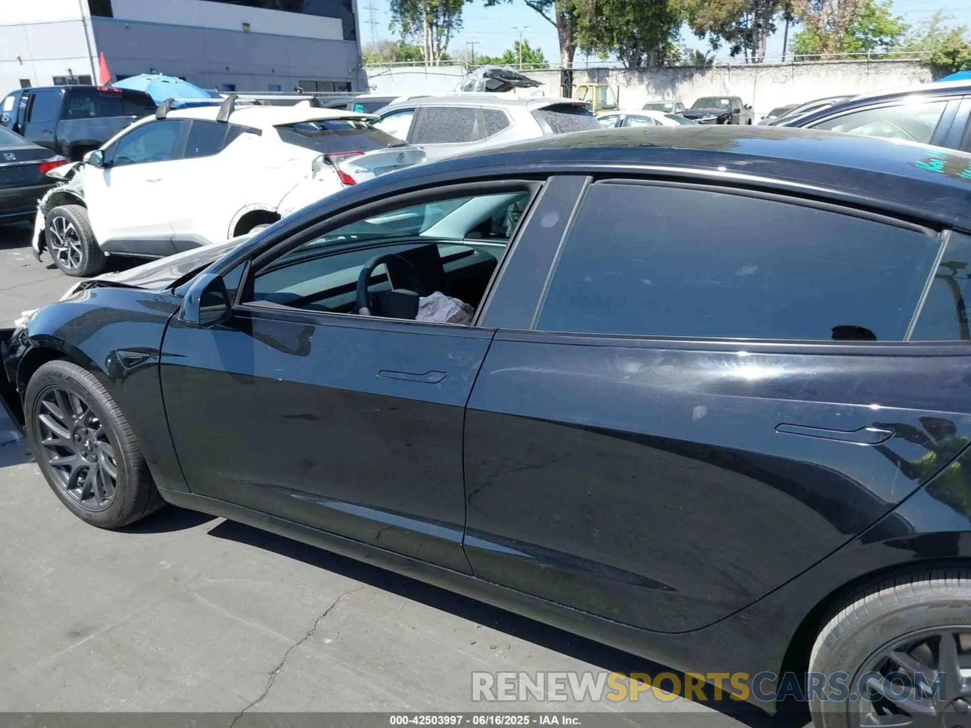 15 Photograph of a damaged car 5YJ3E1EA1RF821113 TESLA MODEL 3 2024