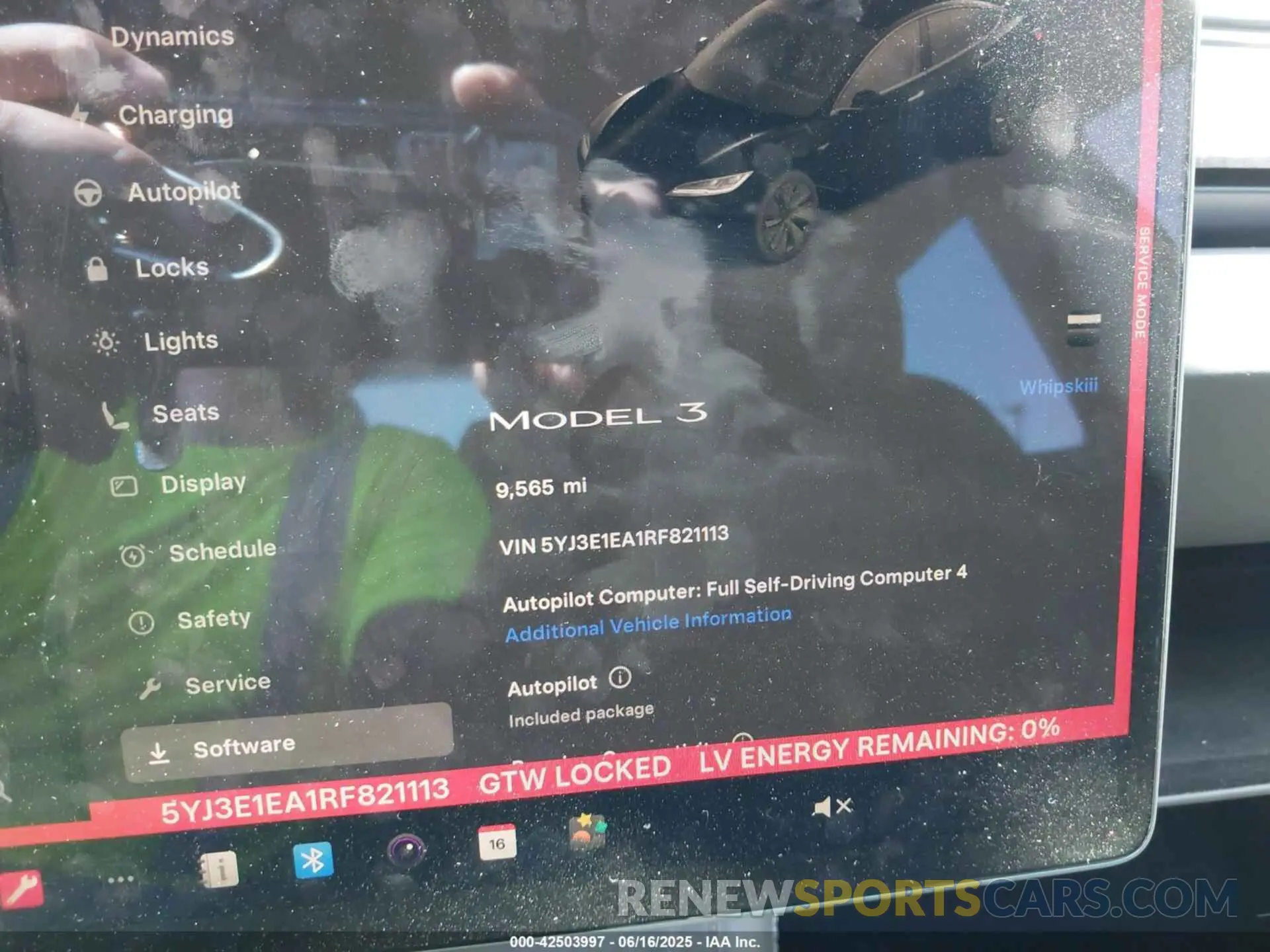 16 Photograph of a damaged car 5YJ3E1EA1RF821113 TESLA MODEL 3 2024