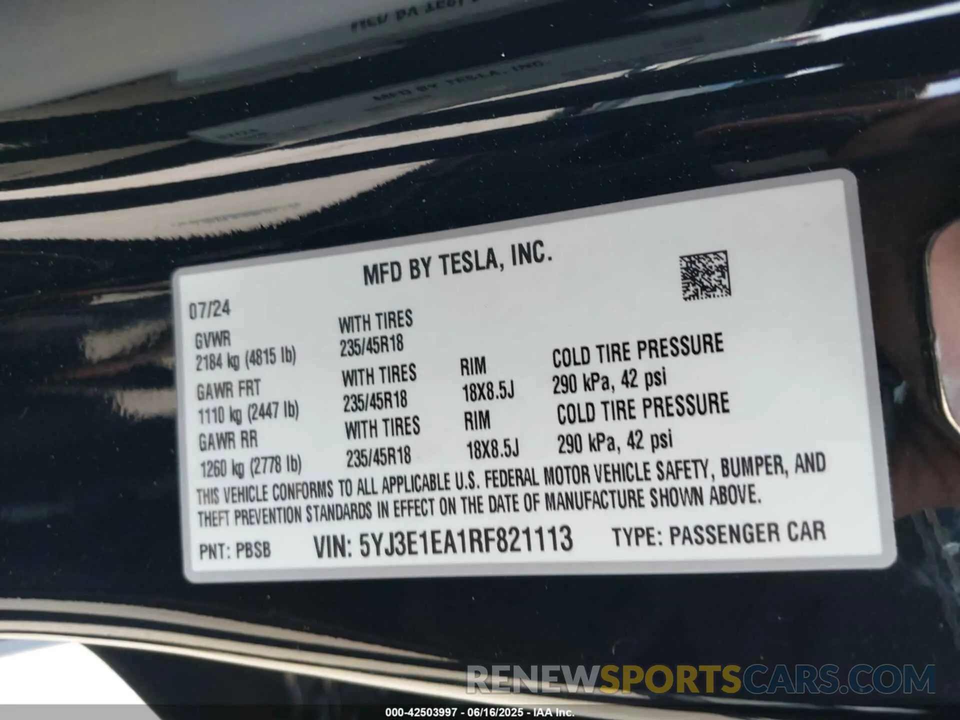 9 Photograph of a damaged car 5YJ3E1EA1RF821113 TESLA MODEL 3 2024