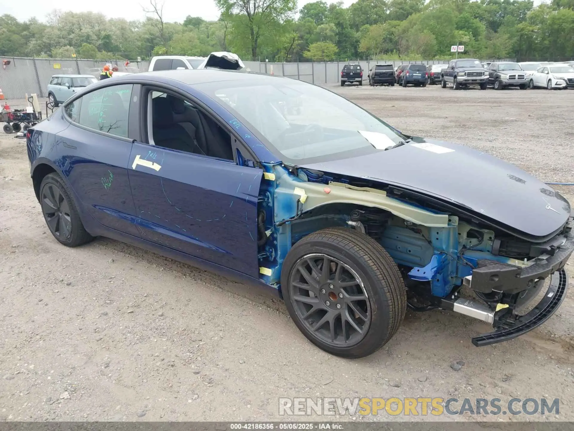 1 Photograph of a damaged car 5YJ3E1EA1RF830569 TESLA MODEL 3 2024