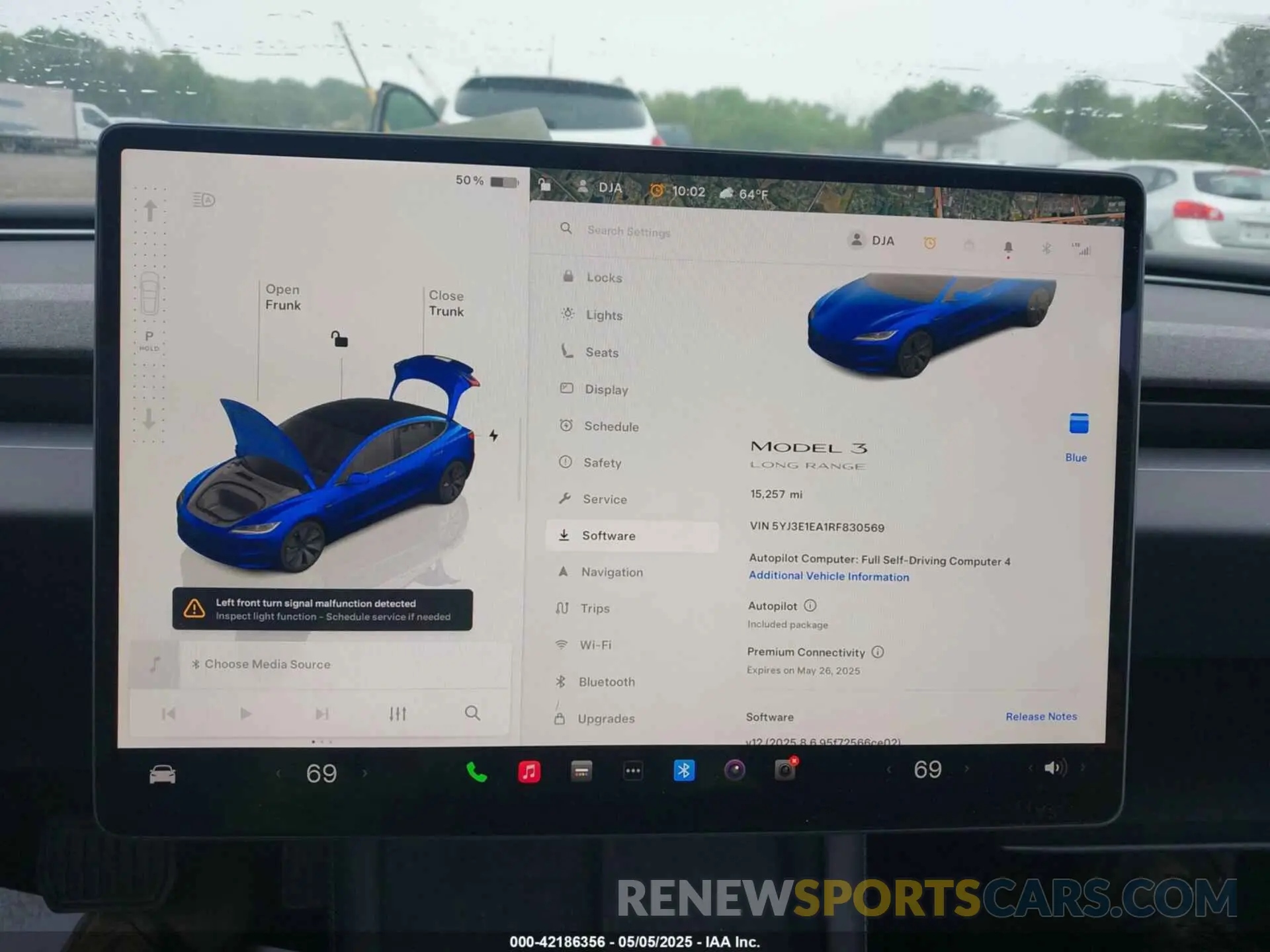 19 Photograph of a damaged car 5YJ3E1EA1RF830569 TESLA MODEL 3 2024