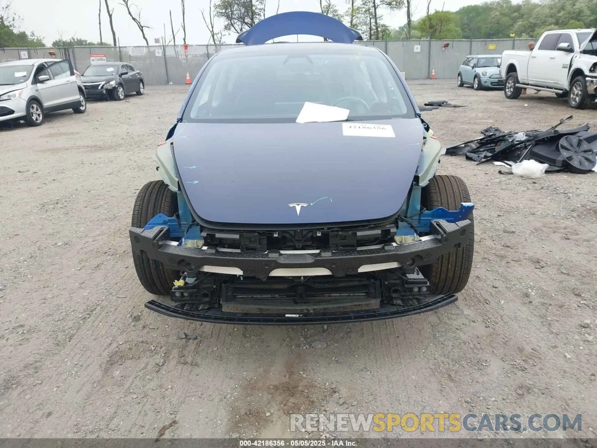 6 Photograph of a damaged car 5YJ3E1EA1RF830569 TESLA MODEL 3 2024
