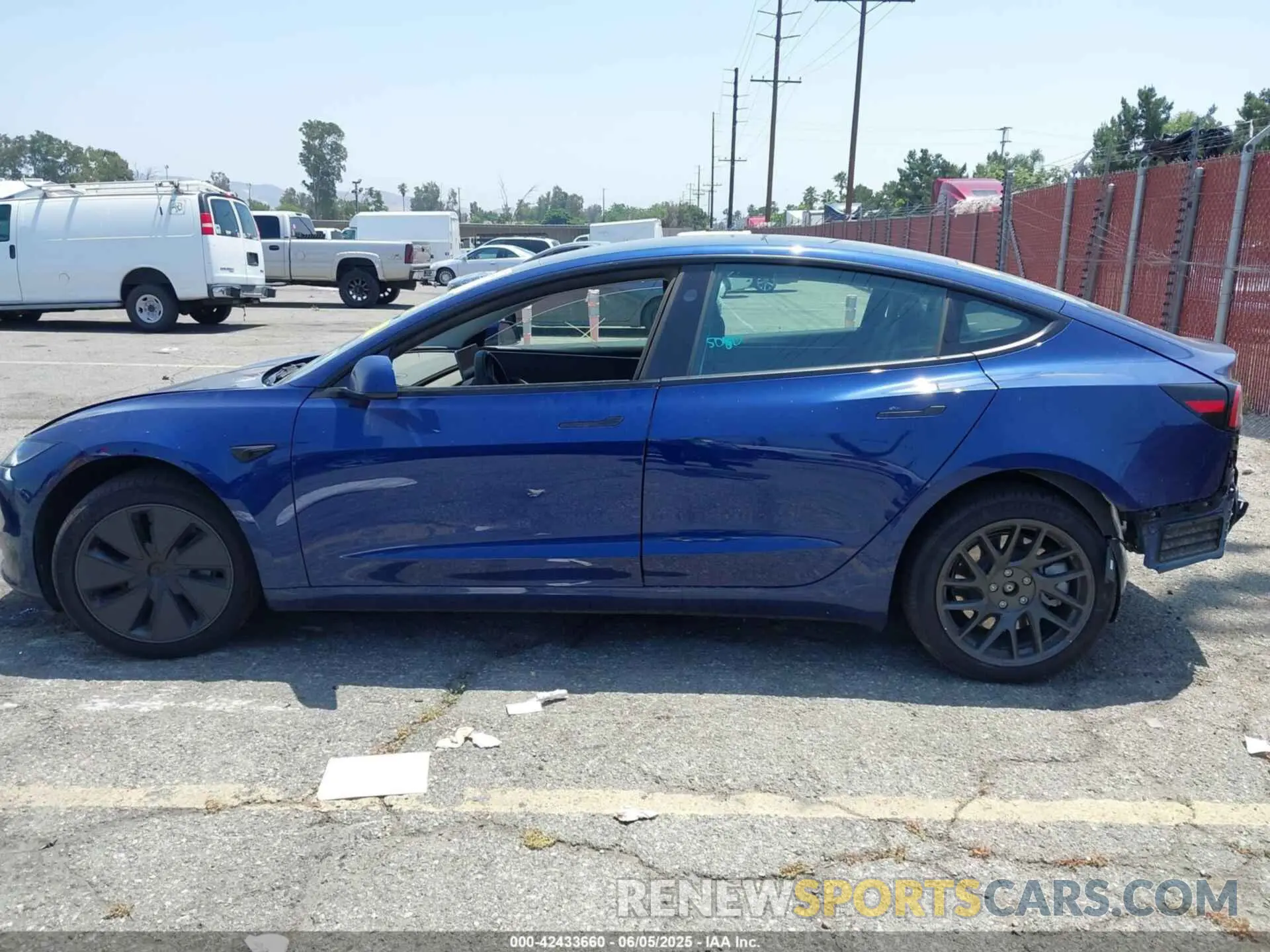 15 Photograph of a damaged car 5YJ3E1EA1RF848991 TESLA MODEL 3 2024