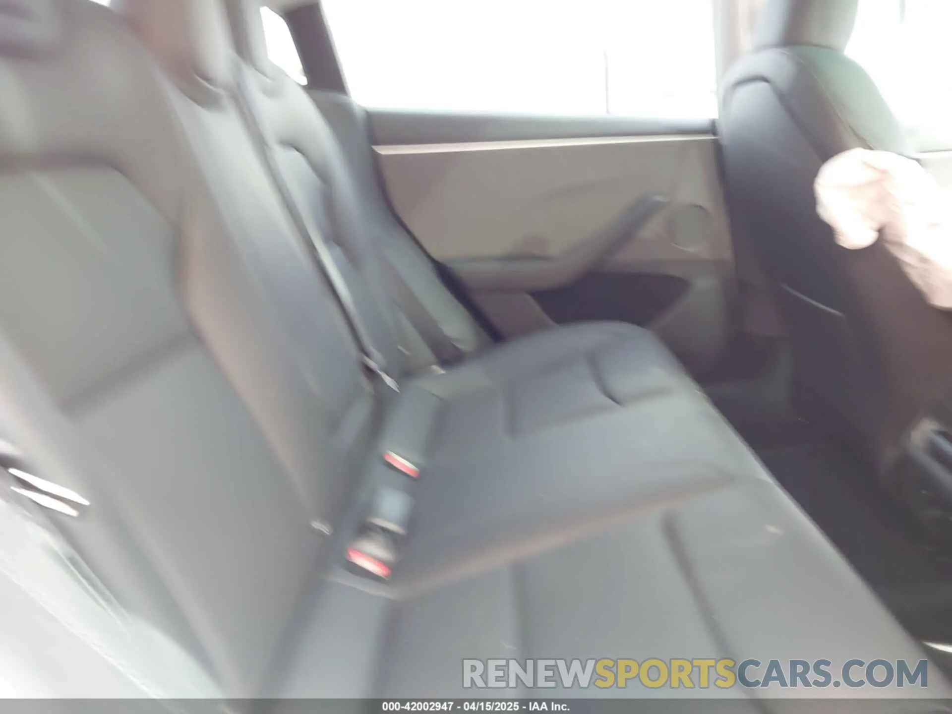 8 Photograph of a damaged car 5YJ3E1EA1RF853625 TESLA MODEL 3 2024