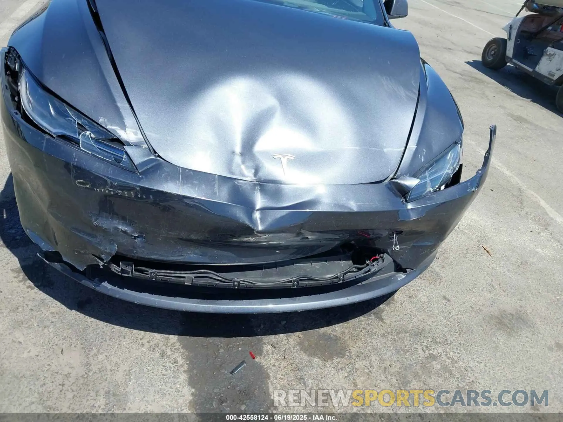 6 Photograph of a damaged car 5YJ3E1EA1RF861420 TESLA MODEL 3 2024