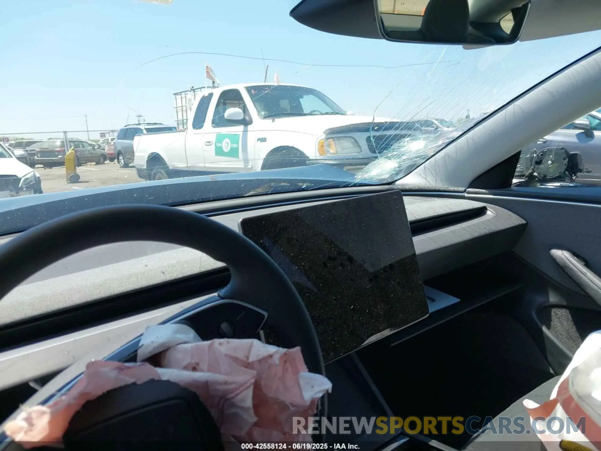 7 Photograph of a damaged car 5YJ3E1EA1RF861420 TESLA MODEL 3 2024
