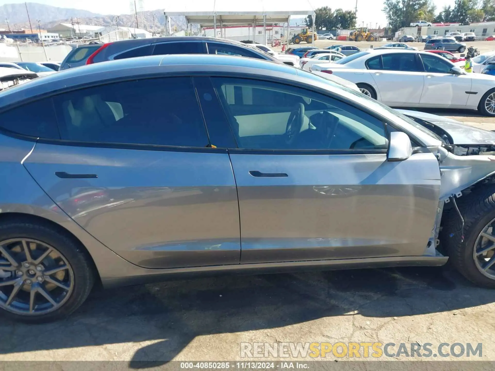14 Photograph of a damaged car 5YJ3E1EA1RF863345 TESLA MODEL 3 2024