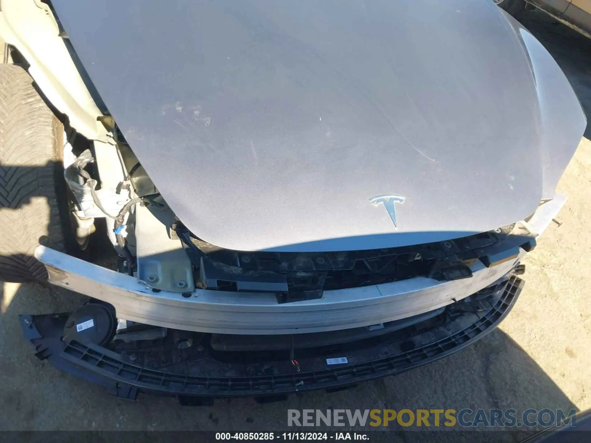 20 Photograph of a damaged car 5YJ3E1EA1RF863345 TESLA MODEL 3 2024