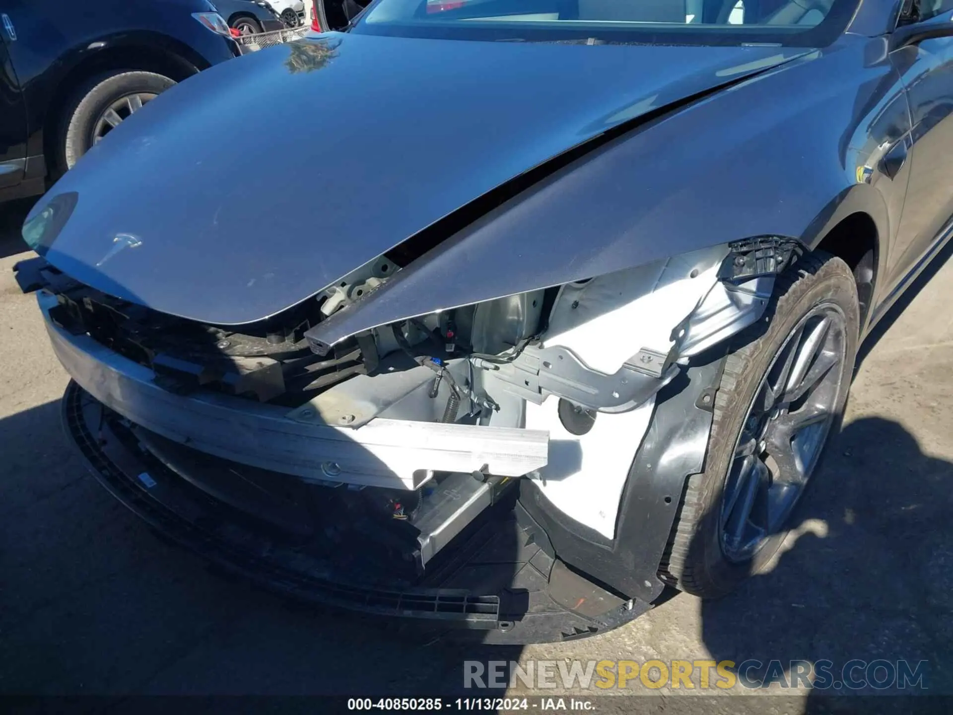 21 Photograph of a damaged car 5YJ3E1EA1RF863345 TESLA MODEL 3 2024
