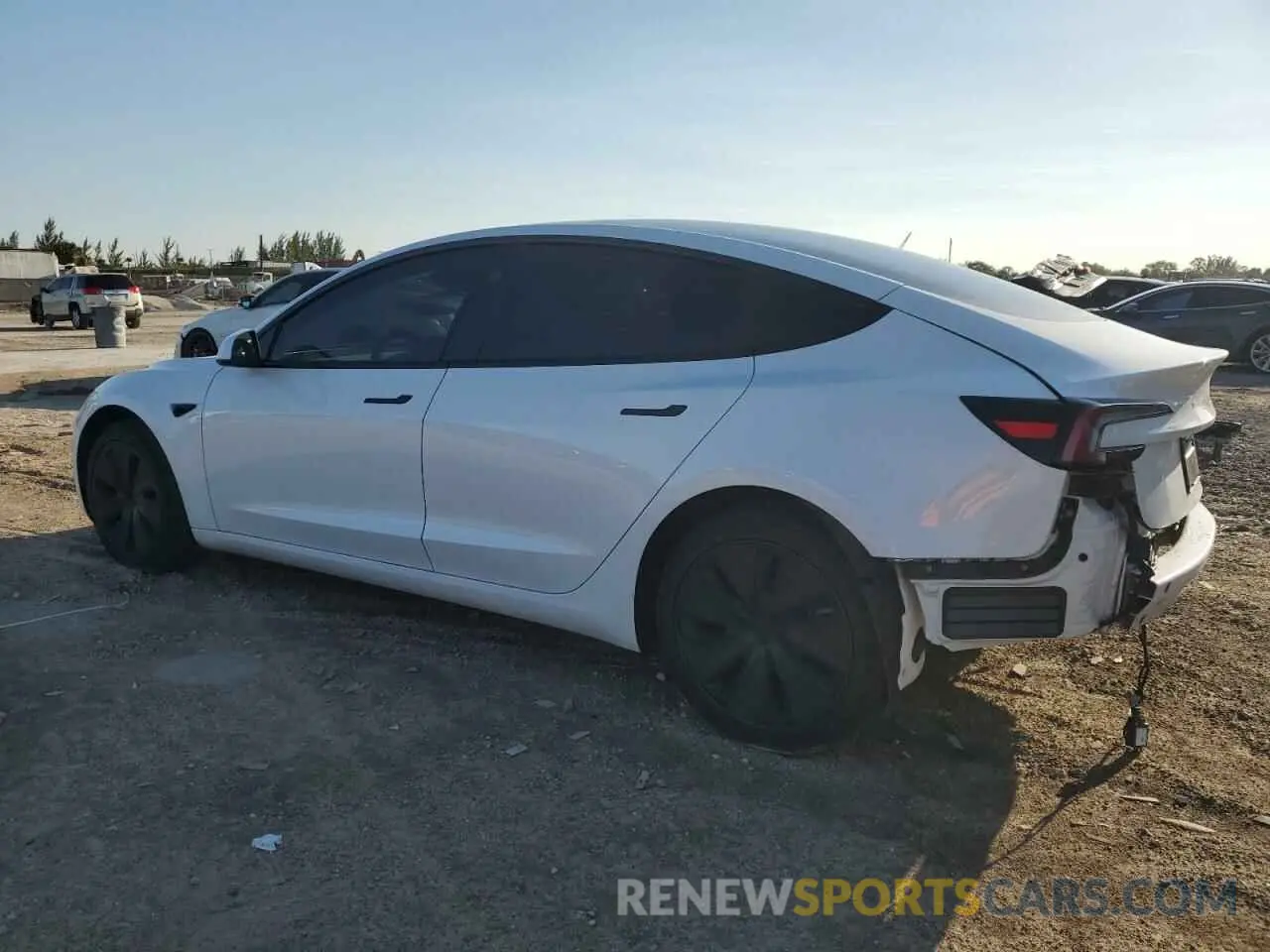 2 Photograph of a damaged car 5YJ3E1EA1RF865550 TESLA MODEL 3 2024