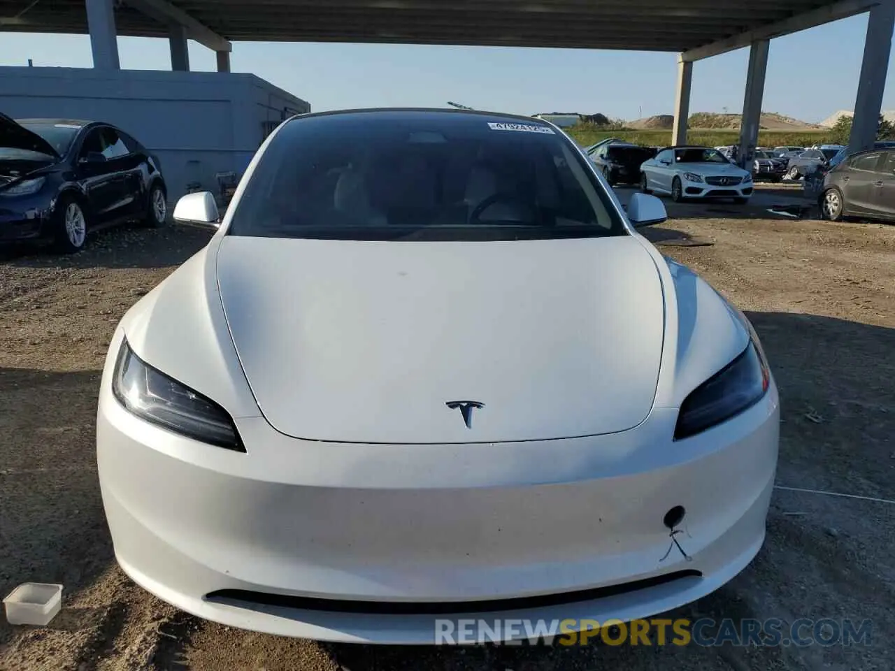 5 Photograph of a damaged car 5YJ3E1EA1RF865550 TESLA MODEL 3 2024