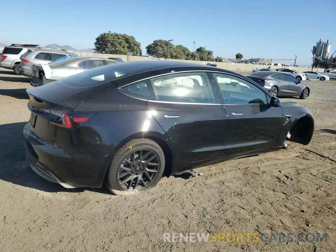 3 Photograph of a damaged car 5YJ3E1EA1RF869937 TESLA MODEL 3 2024