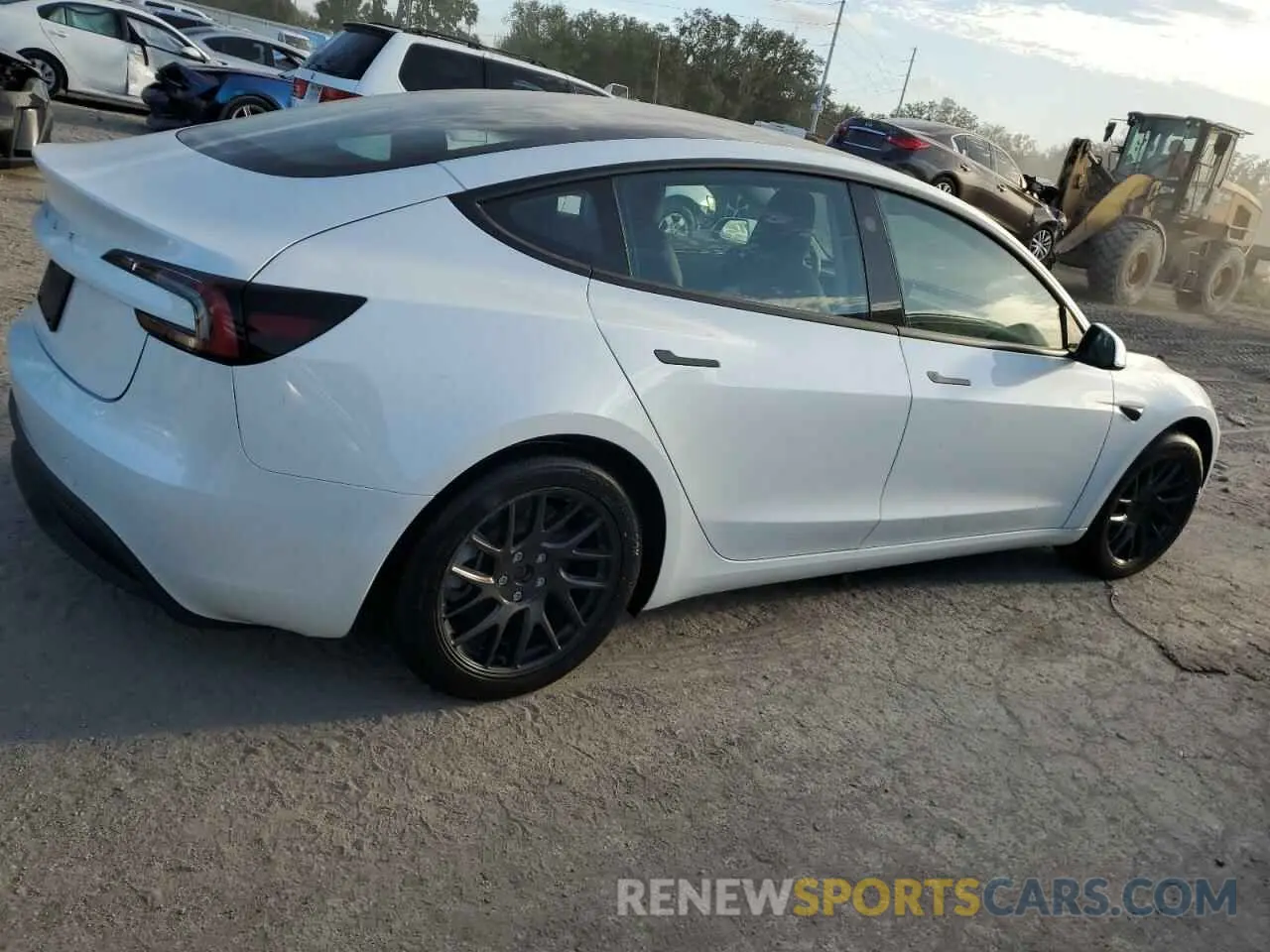 3 Photograph of a damaged car 5YJ3E1EA2RF729721 TESLA MODEL 3 2024