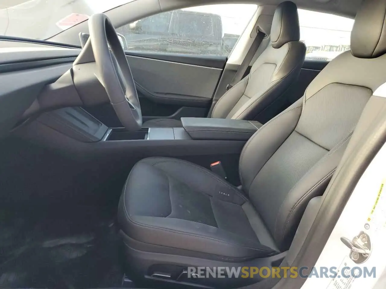 7 Photograph of a damaged car 5YJ3E1EA2RF729721 TESLA MODEL 3 2024