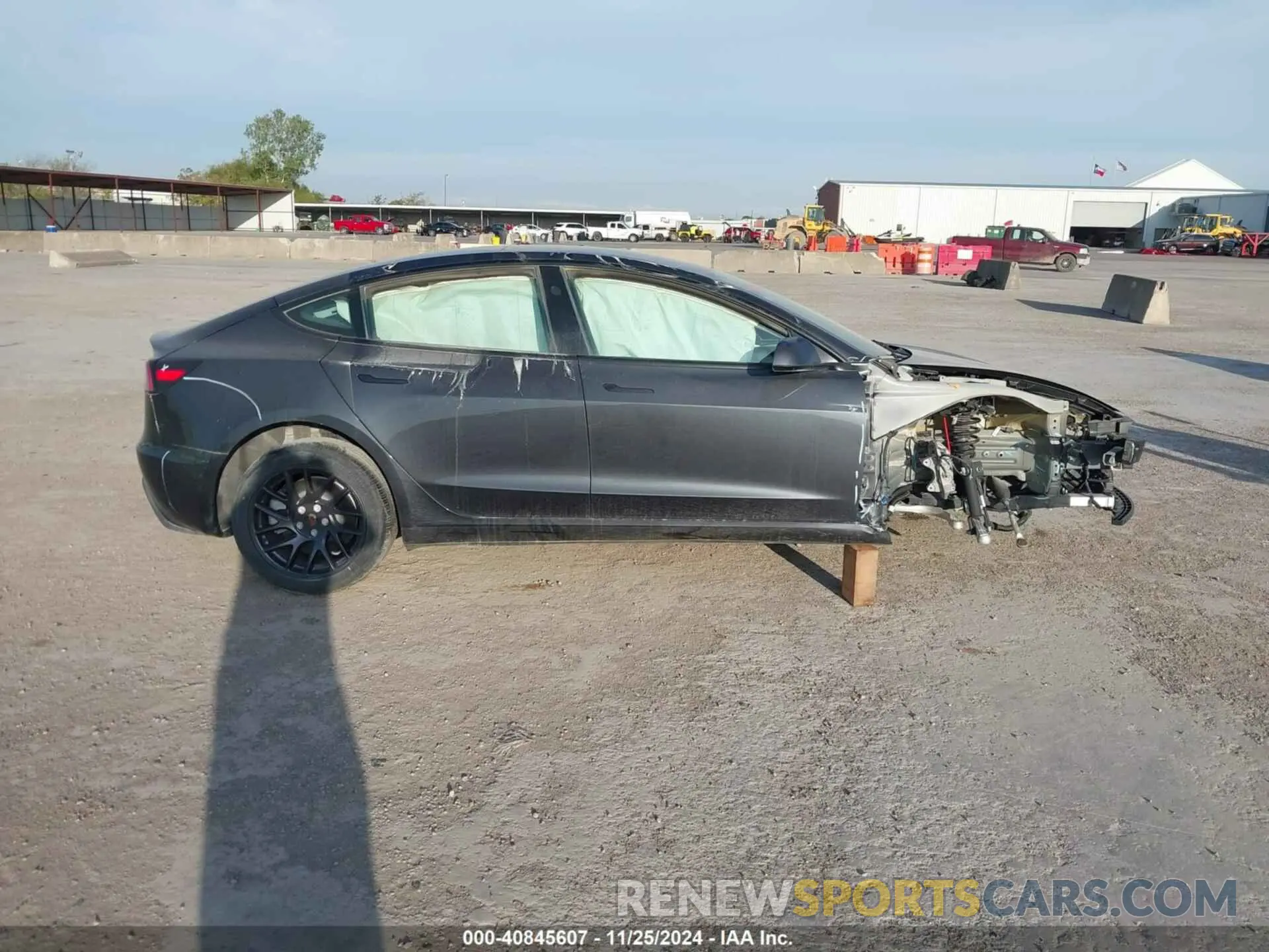 13 Photograph of a damaged car 5YJ3E1EA2RF731288 TESLA MODEL 3 2024