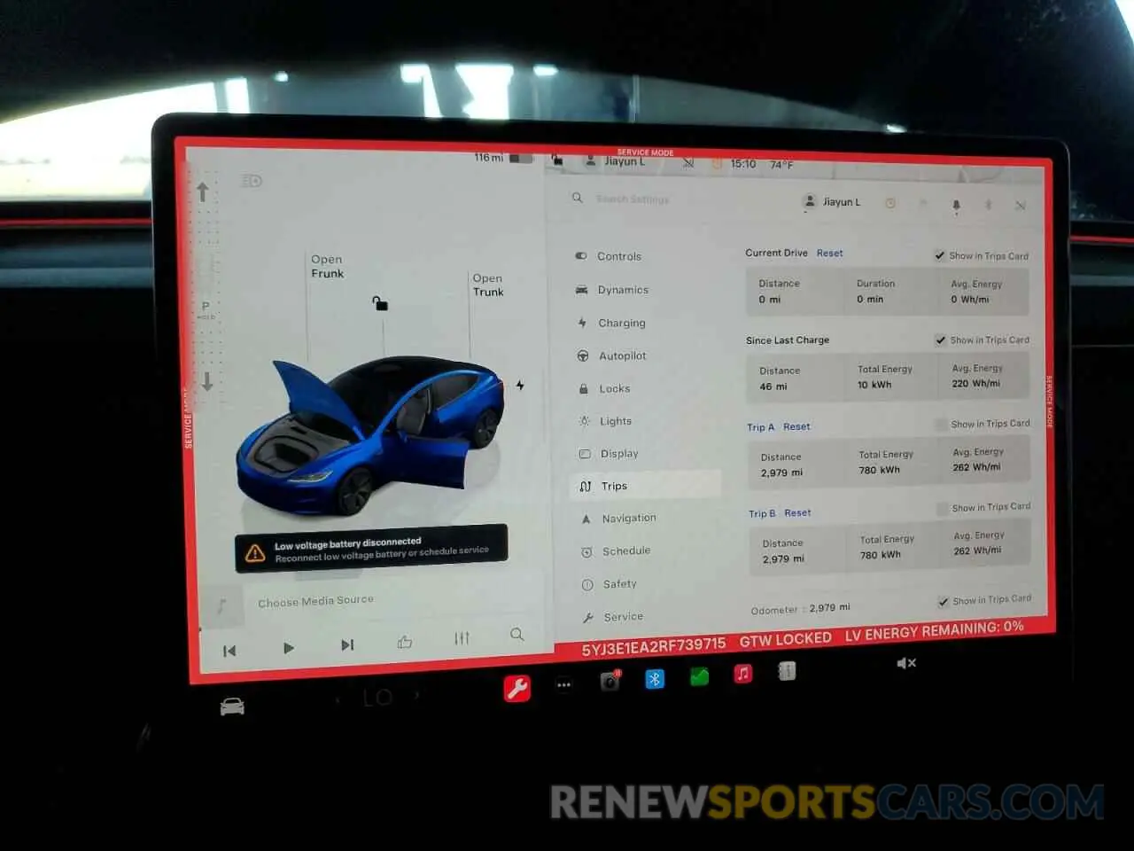 9 Photograph of a damaged car 5YJ3E1EA2RF739715 TESLA MODEL 3 2024