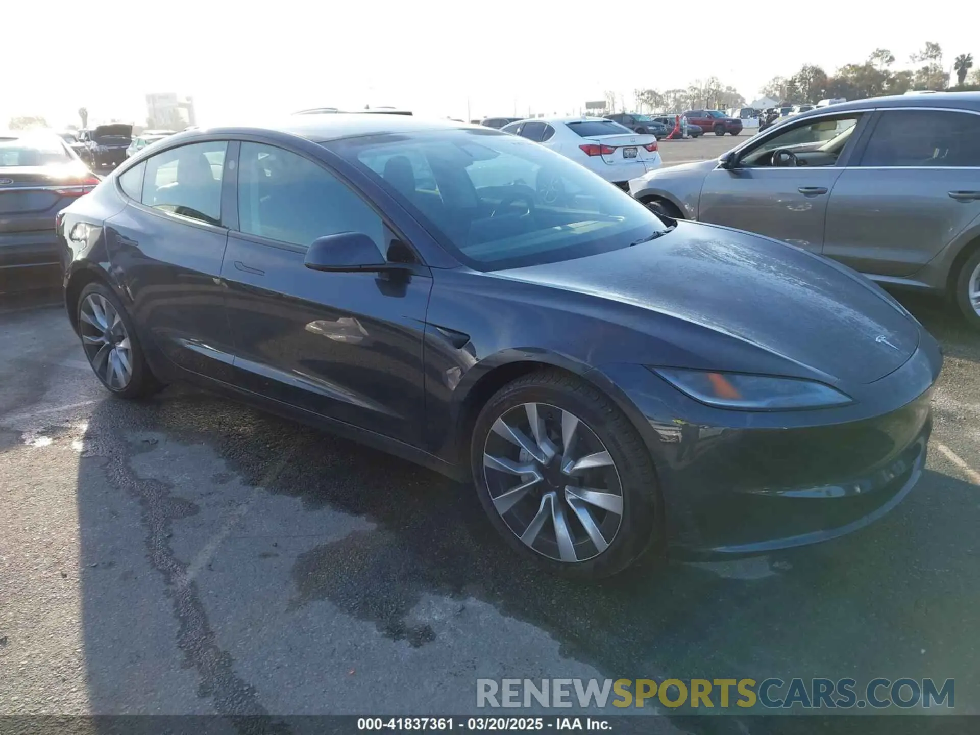 1 Photograph of a damaged car 5YJ3E1EA2RF742887 TESLA MODEL 3 2024