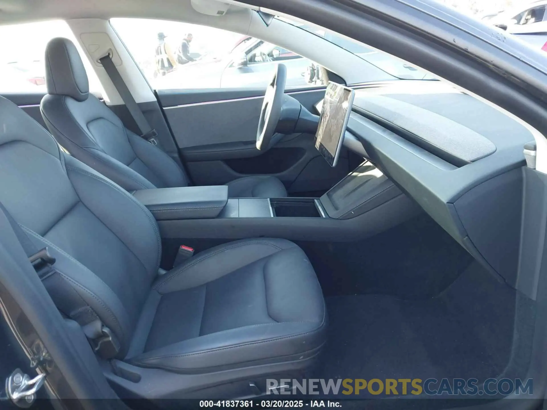 5 Photograph of a damaged car 5YJ3E1EA2RF742887 TESLA MODEL 3 2024