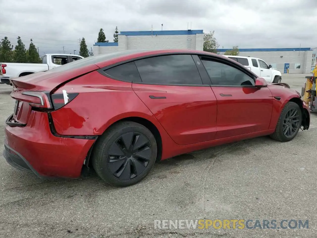 3 Photograph of a damaged car 5YJ3E1EA2RF748155 TESLA MODEL 3 2024