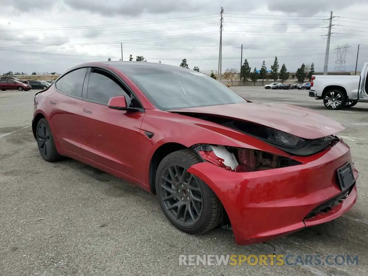 4 Photograph of a damaged car 5YJ3E1EA2RF748155 TESLA MODEL 3 2024