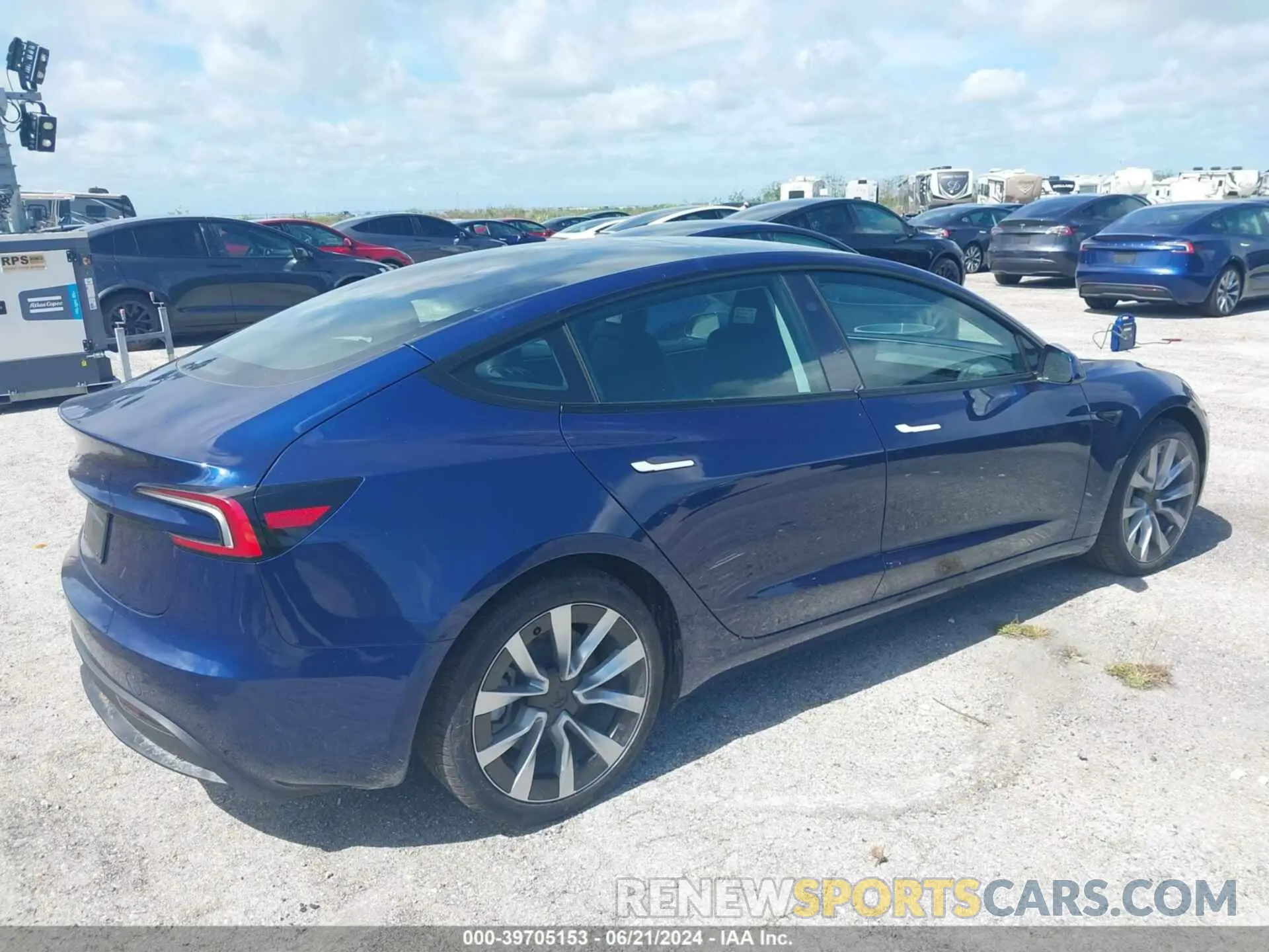 4 Photograph of a damaged car 5YJ3E1EA2RF750214 TESLA MODEL 3 2024