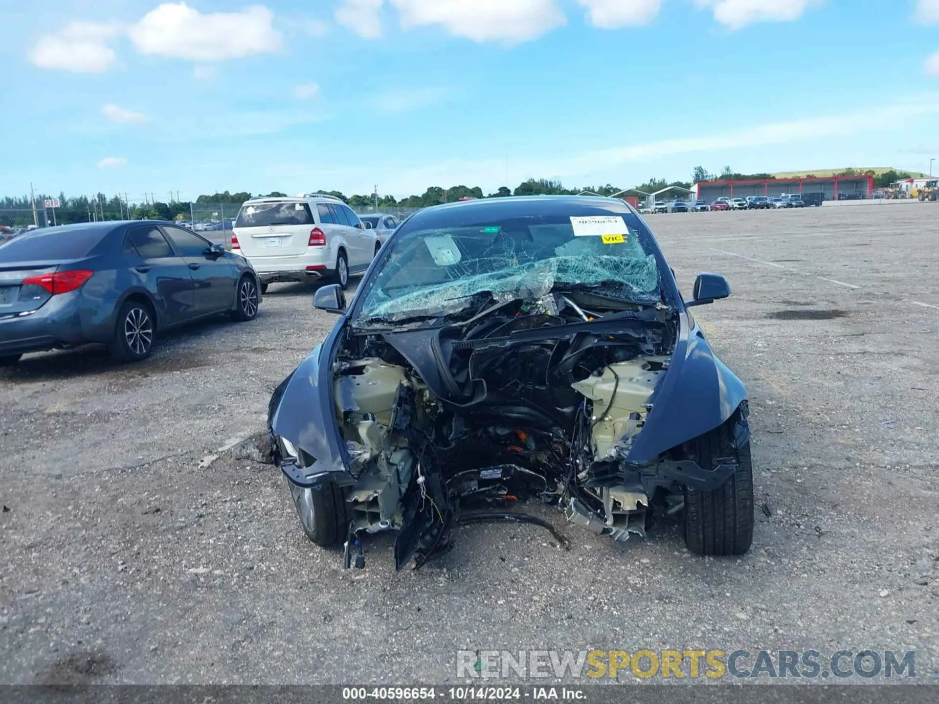 13 Photograph of a damaged car 5YJ3E1EA2RF751069 TESLA MODEL 3 2024