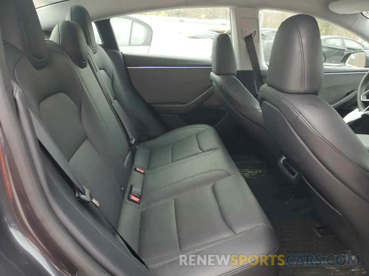 10 Photograph of a damaged car 5YJ3E1EA2RF772519 TESLA MODEL 3 2024