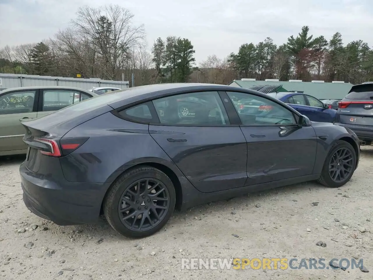 3 Photograph of a damaged car 5YJ3E1EA2RF772519 TESLA MODEL 3 2024