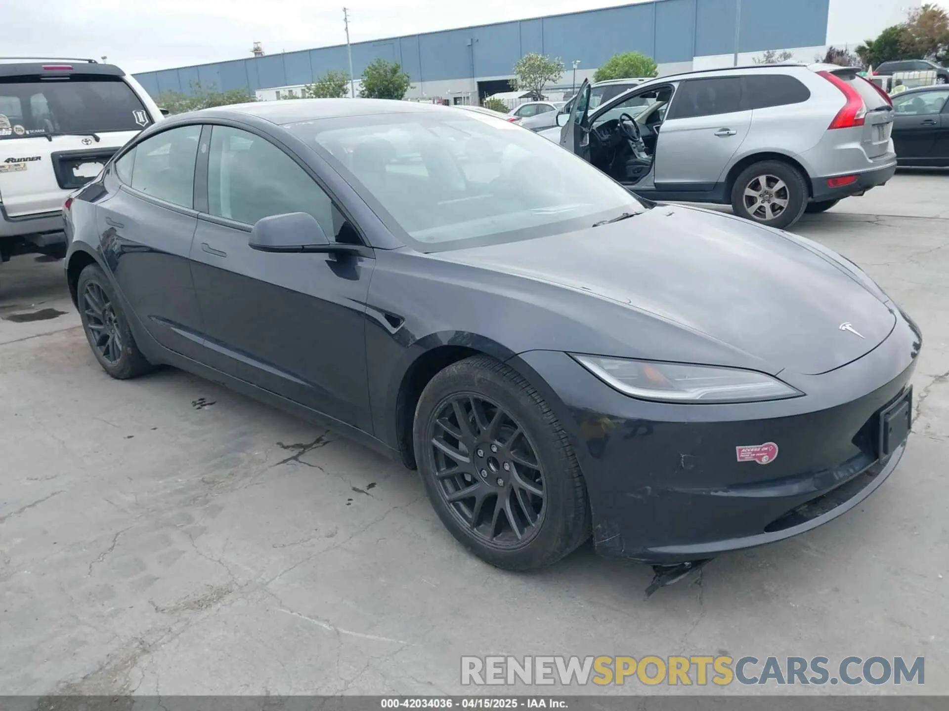 1 Photograph of a damaged car 5YJ3E1EA2RF784394 TESLA MODEL 3 2024