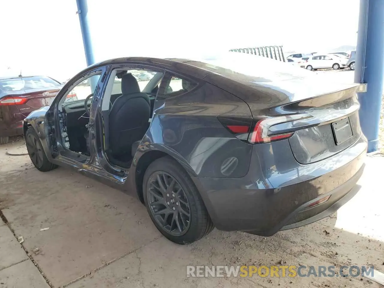 2 Photograph of a damaged car 5YJ3E1EA2RF788770 TESLA MODEL 3 2024