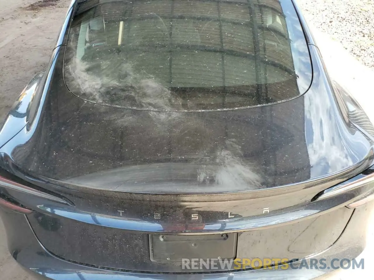 4 Photograph of a damaged car 5YJ3E1EA2RF788770 TESLA MODEL 3 2024