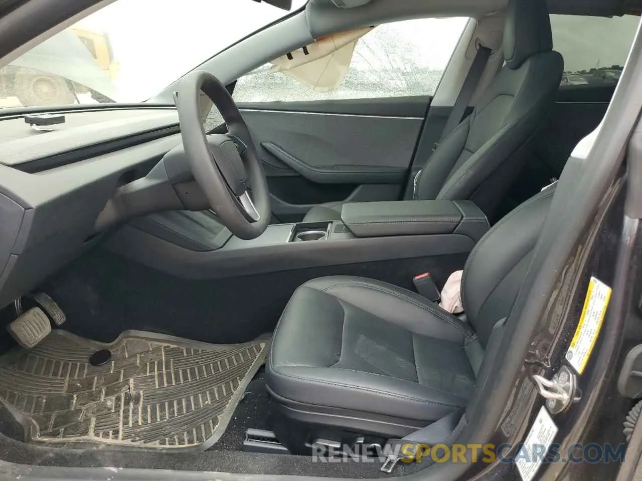 7 Photograph of a damaged car 5YJ3E1EA2RF822321 TESLA MODEL 3 2024