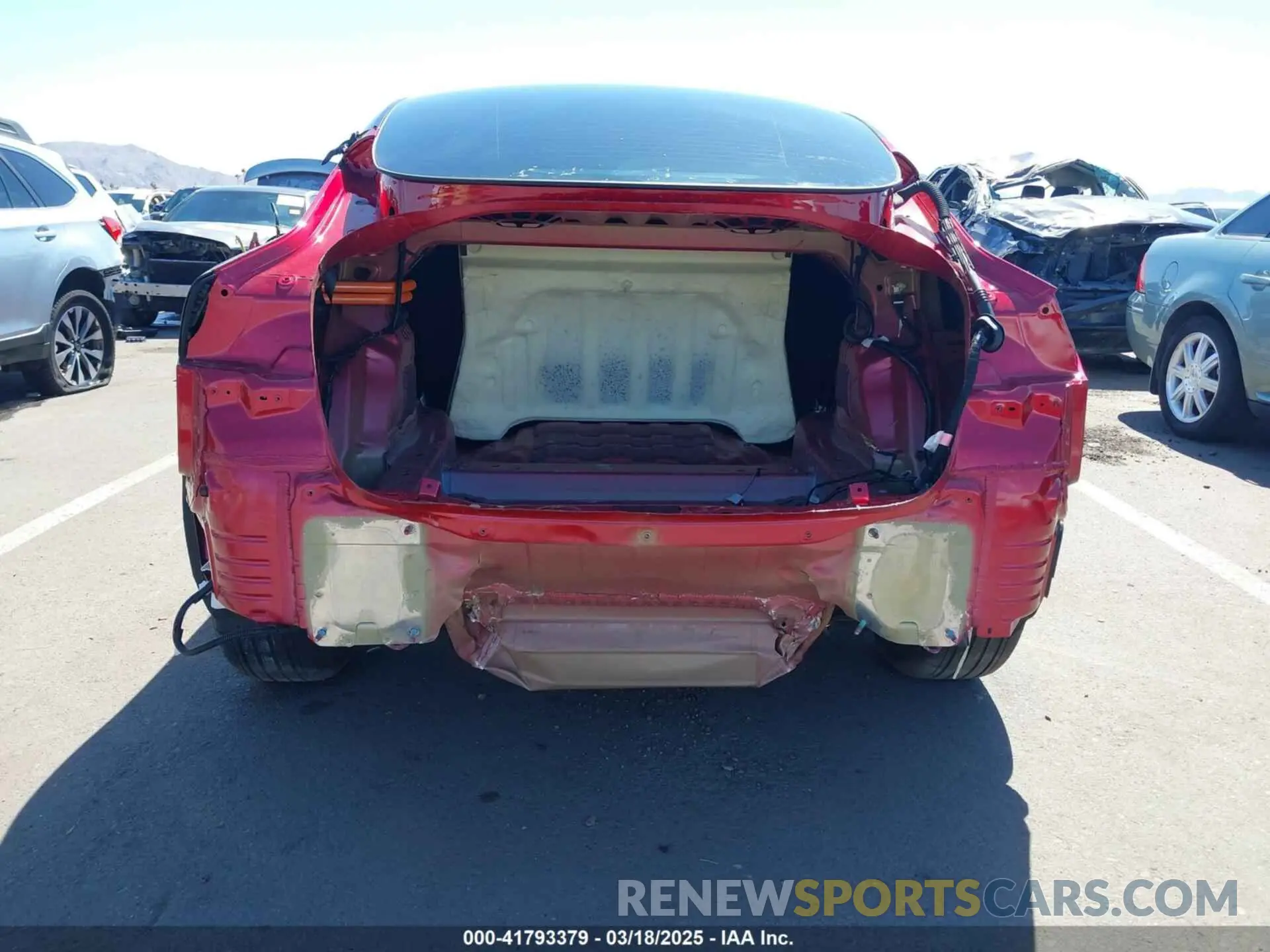 6 Photograph of a damaged car 5YJ3E1EA2RF825011 TESLA MODEL 3 2024
