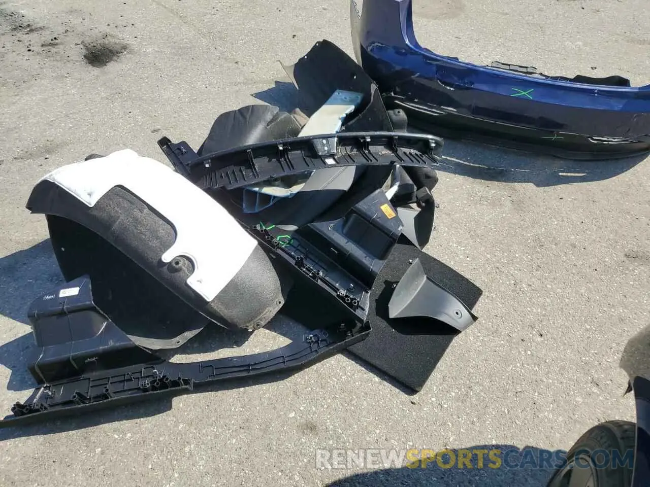 12 Photograph of a damaged car 5YJ3E1EA2RF846411 TESLA MODEL 3 2024