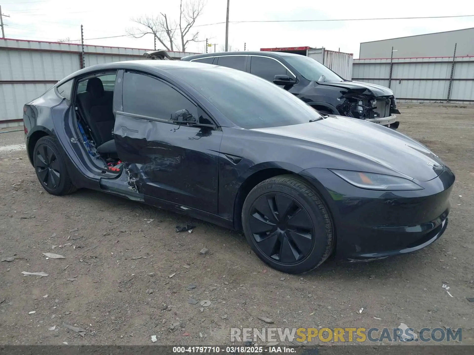 1 Photograph of a damaged car 5YJ3E1EA2RF847638 TESLA MODEL 3 2024