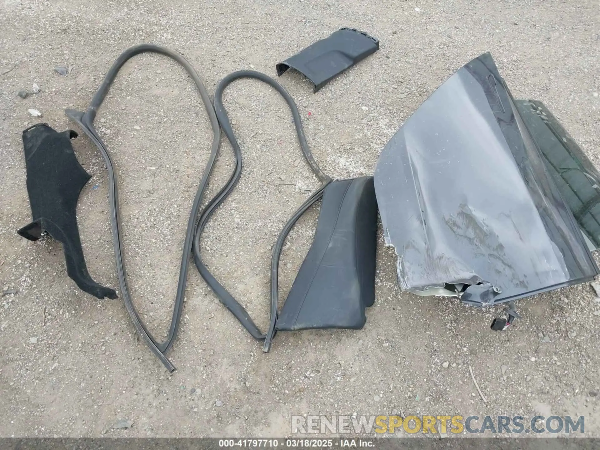 12 Photograph of a damaged car 5YJ3E1EA2RF847638 TESLA MODEL 3 2024