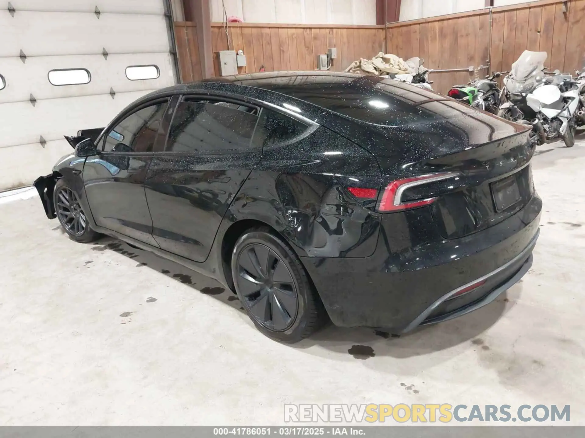 3 Photograph of a damaged car 5YJ3E1EA2RF856579 TESLA MODEL 3 2024