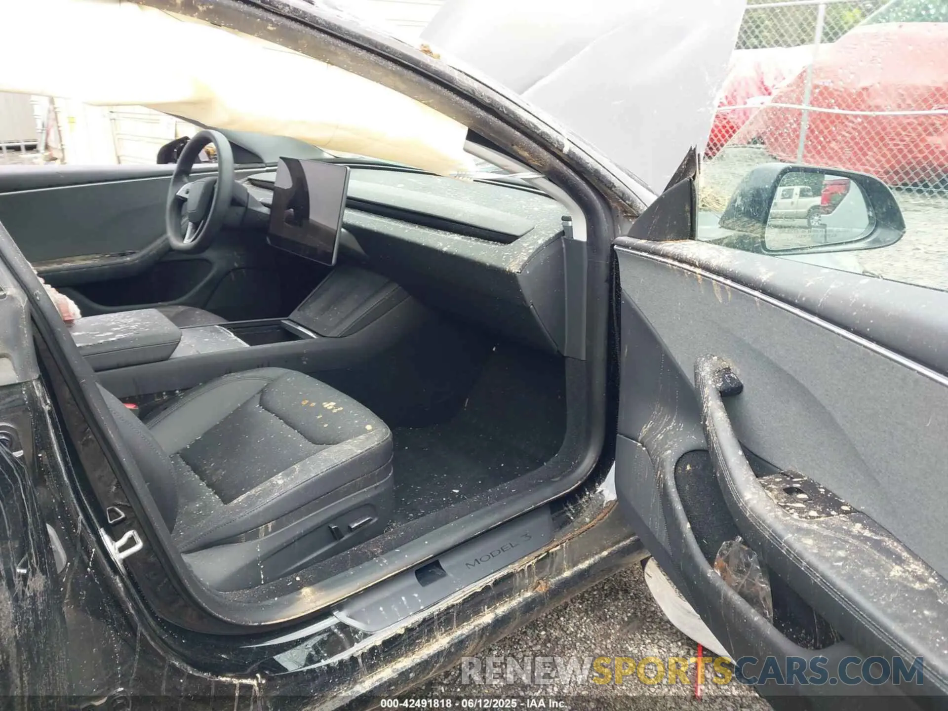 5 Photograph of a damaged car 5YJ3E1EA3RF729159 TESLA MODEL 3 2024