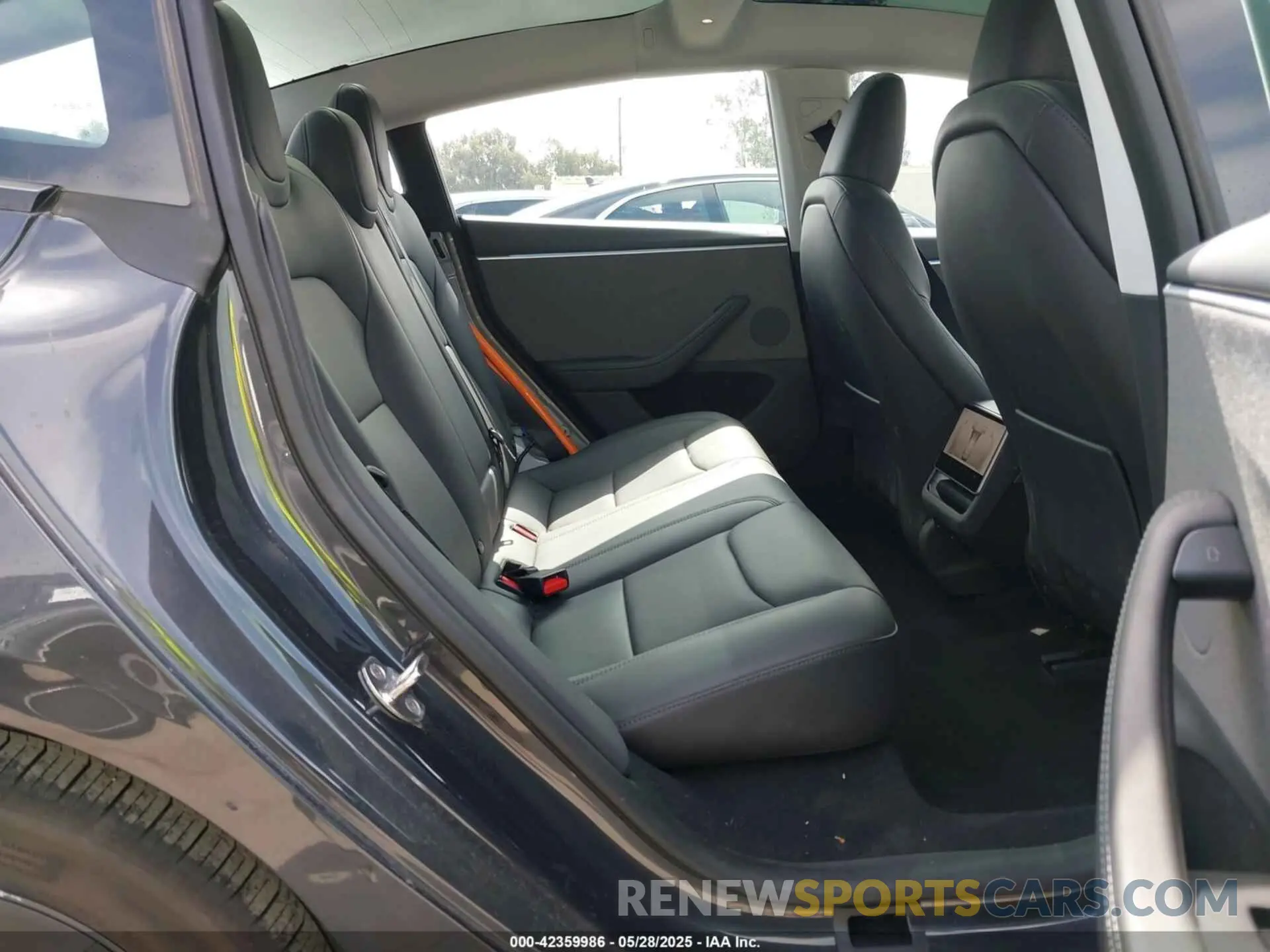 8 Photograph of a damaged car 5YJ3E1EA3RF729713 TESLA MODEL 3 2024