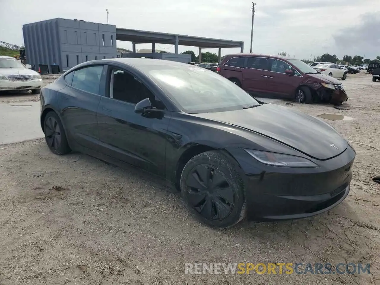 4 Photograph of a damaged car 5YJ3E1EA3RF734877 TESLA MODEL 3 2024