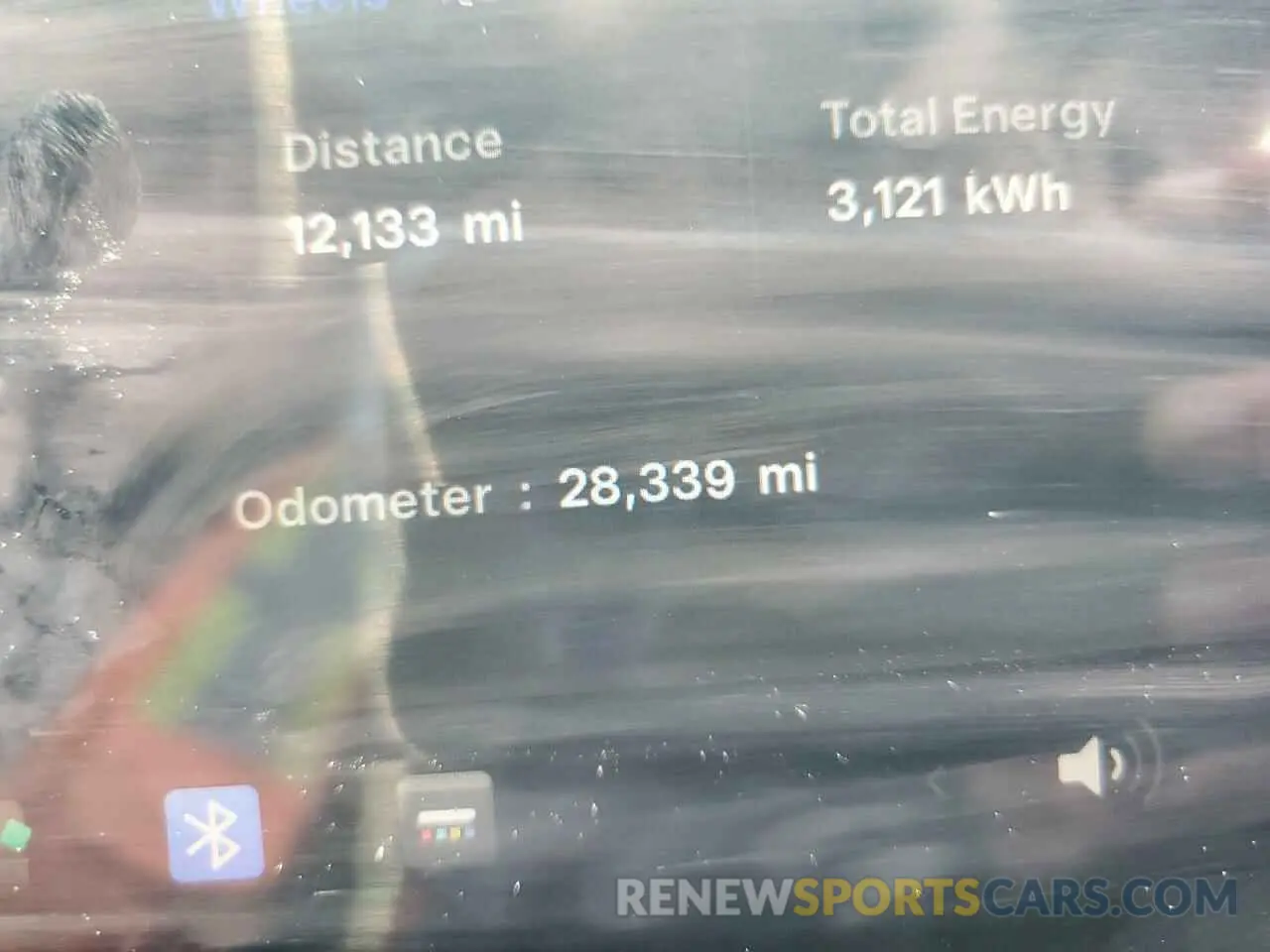 9 Photograph of a damaged car 5YJ3E1EA3RF739920 TESLA MODEL 3 2024