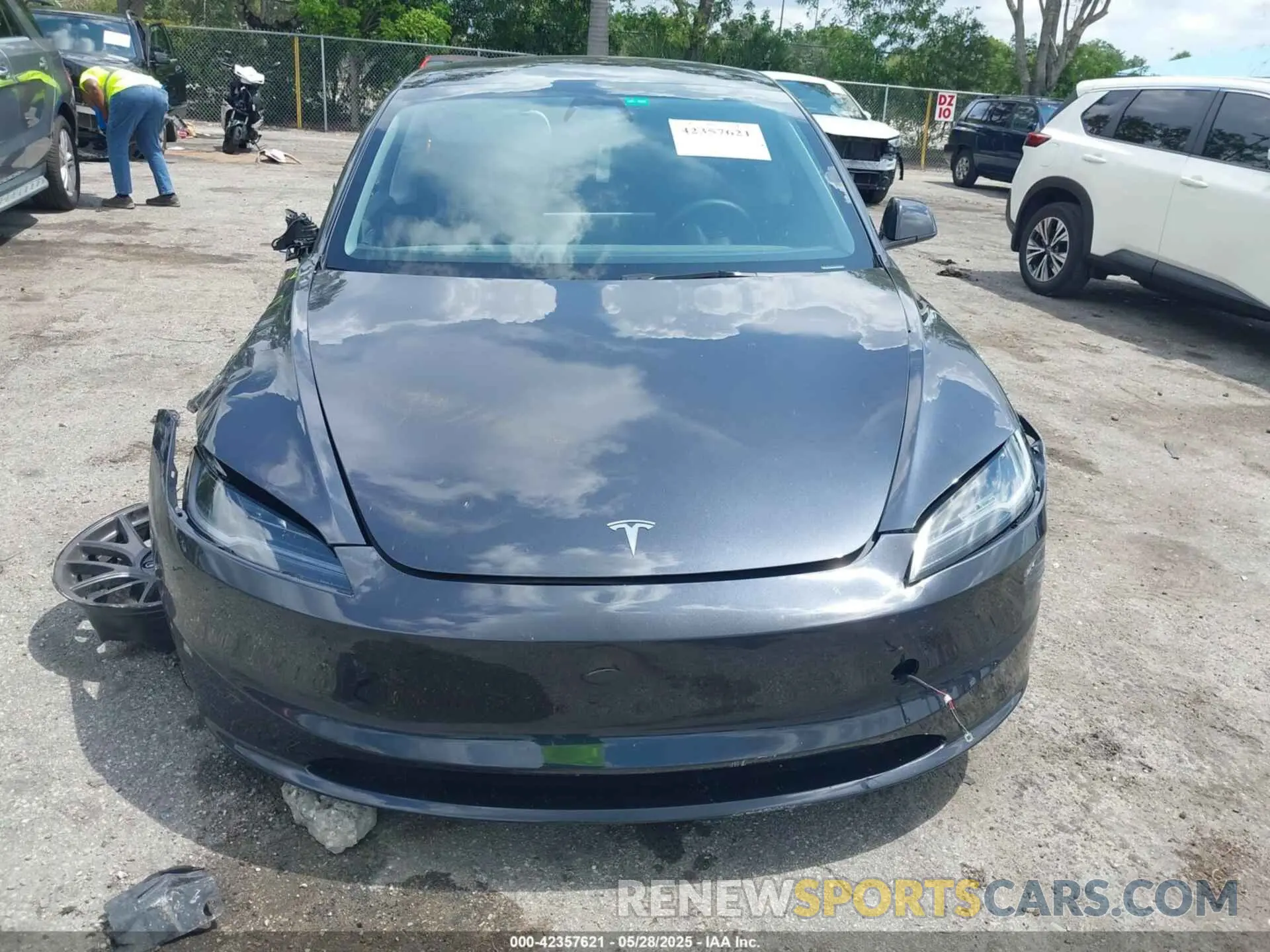 11 Photograph of a damaged car 5YJ3E1EA3RF741585 TESLA MODEL 3 2024
