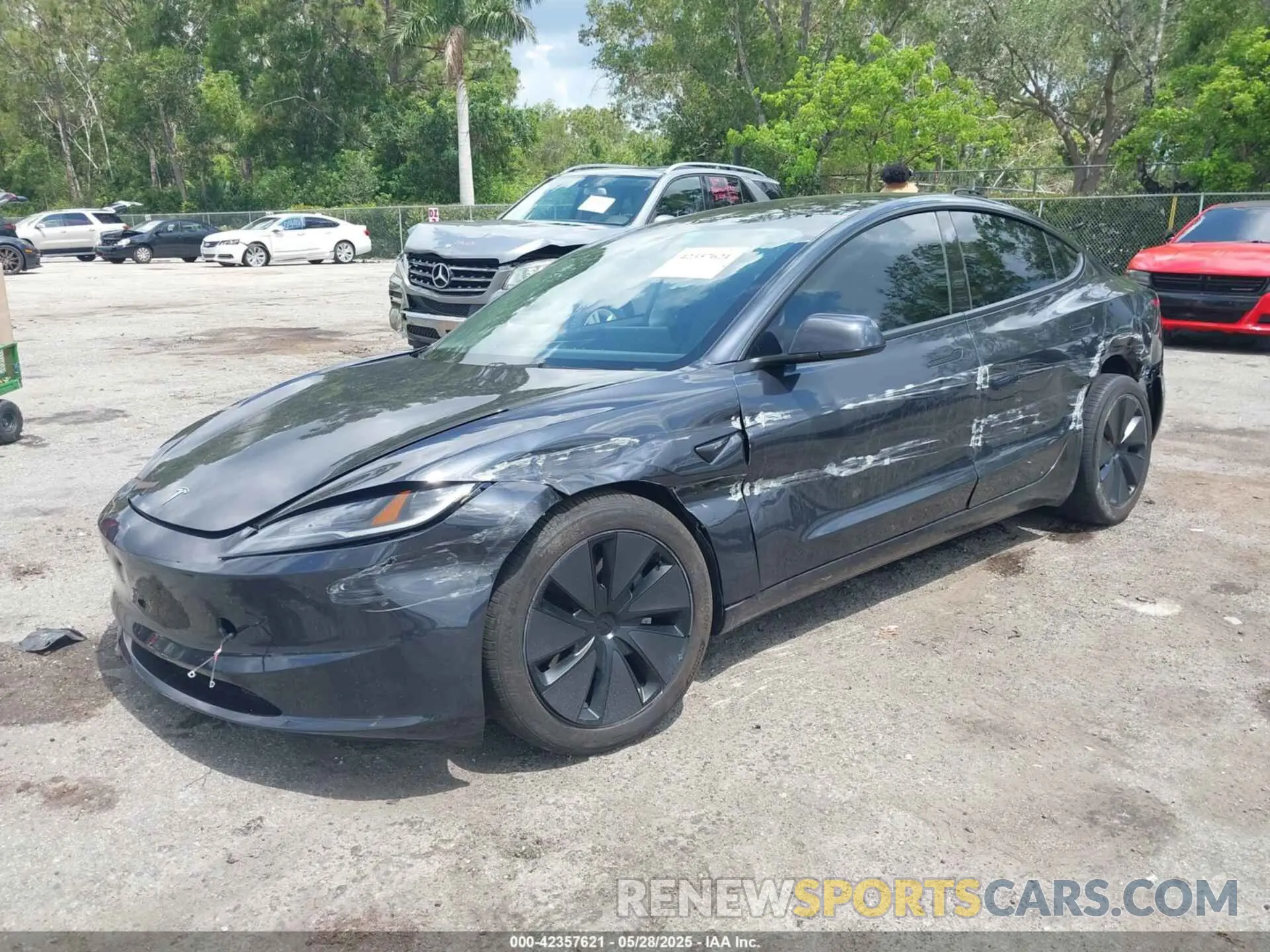2 Photograph of a damaged car 5YJ3E1EA3RF741585 TESLA MODEL 3 2024