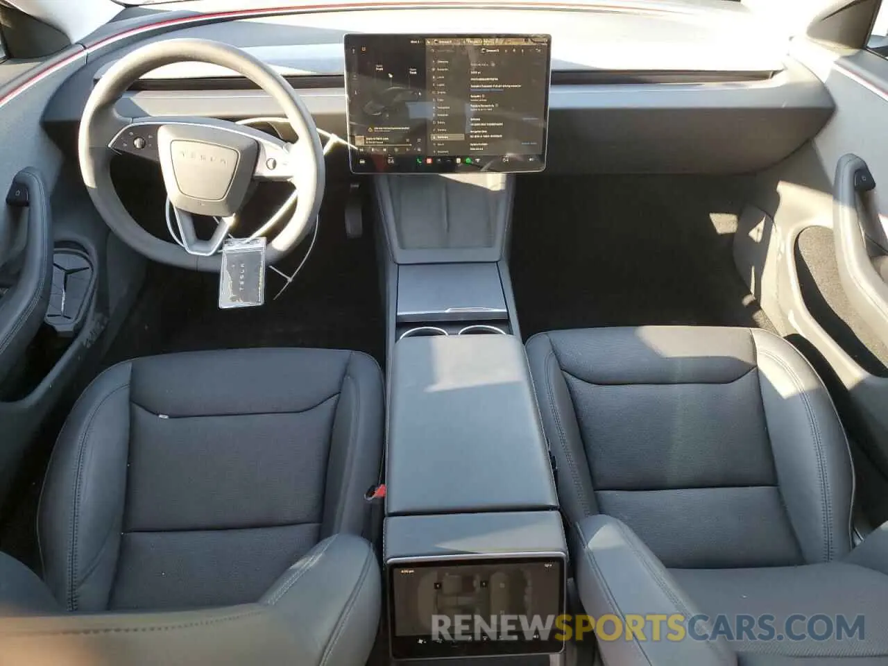 8 Photograph of a damaged car 5YJ3E1EA3RF752716 TESLA MODEL 3 2024
