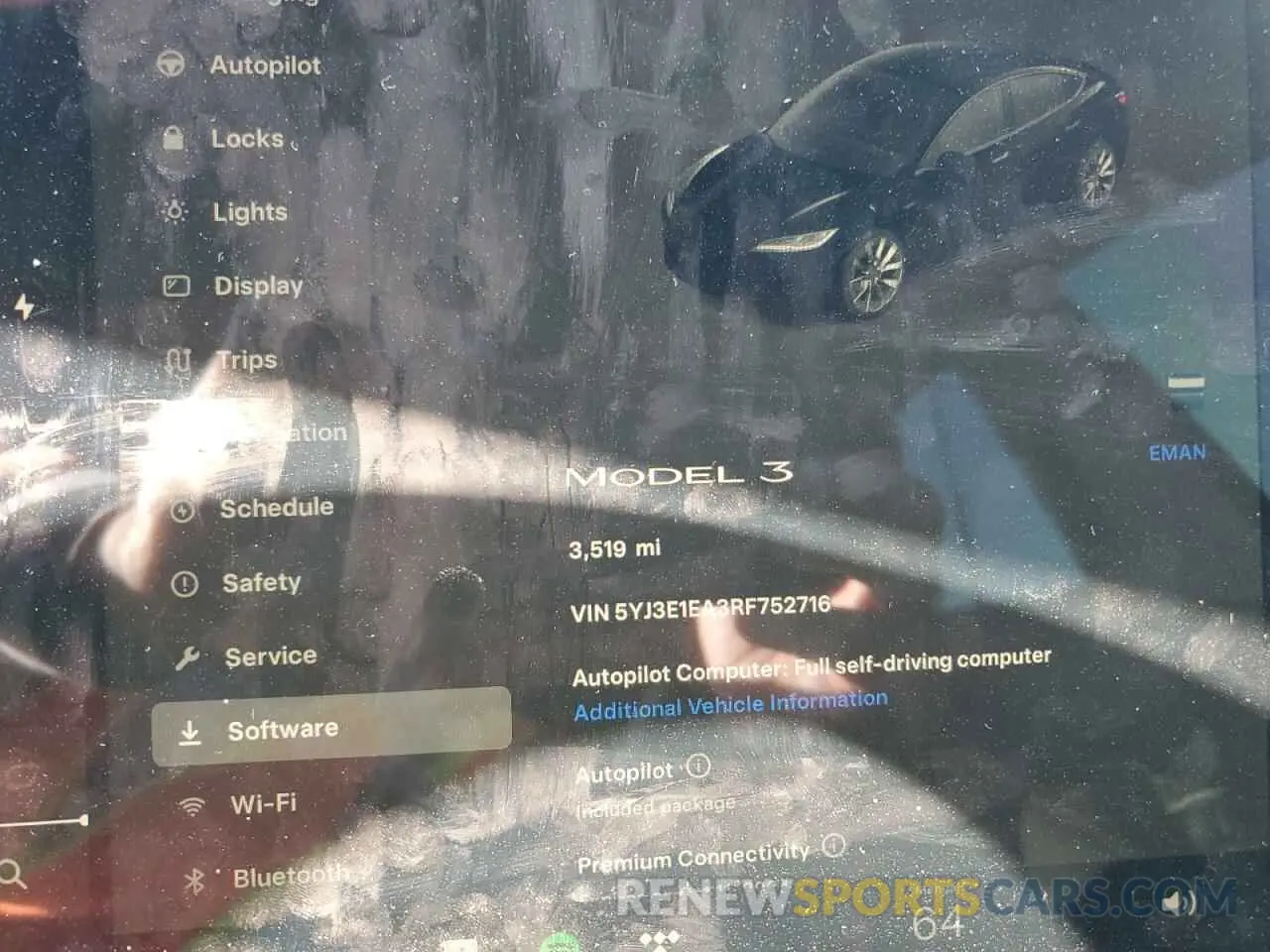 9 Photograph of a damaged car 5YJ3E1EA3RF752716 TESLA MODEL 3 2024