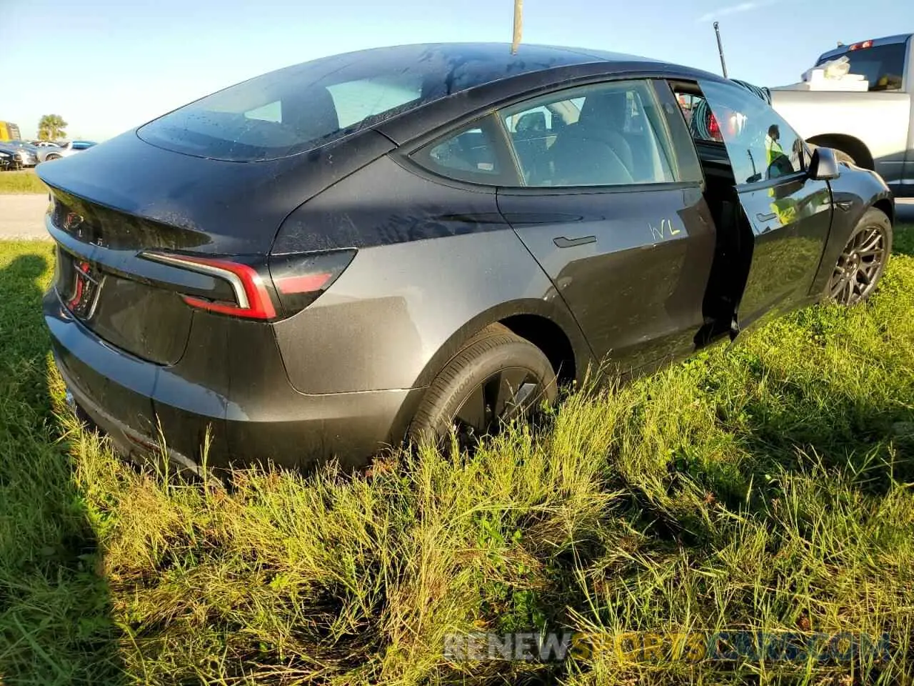 3 Photograph of a damaged car 5YJ3E1EA3RF757933 TESLA MODEL 3 2024