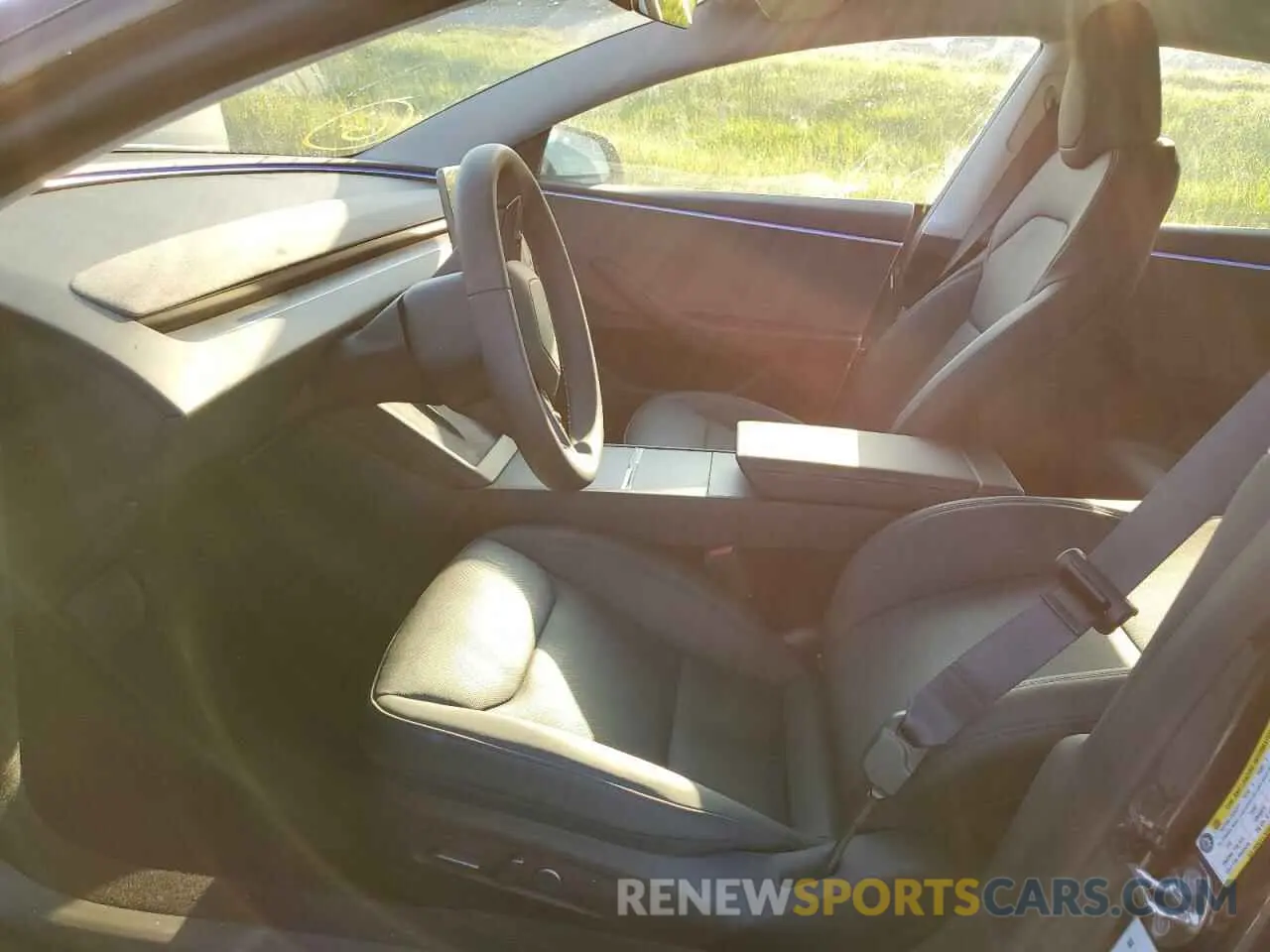 7 Photograph of a damaged car 5YJ3E1EA3RF757933 TESLA MODEL 3 2024