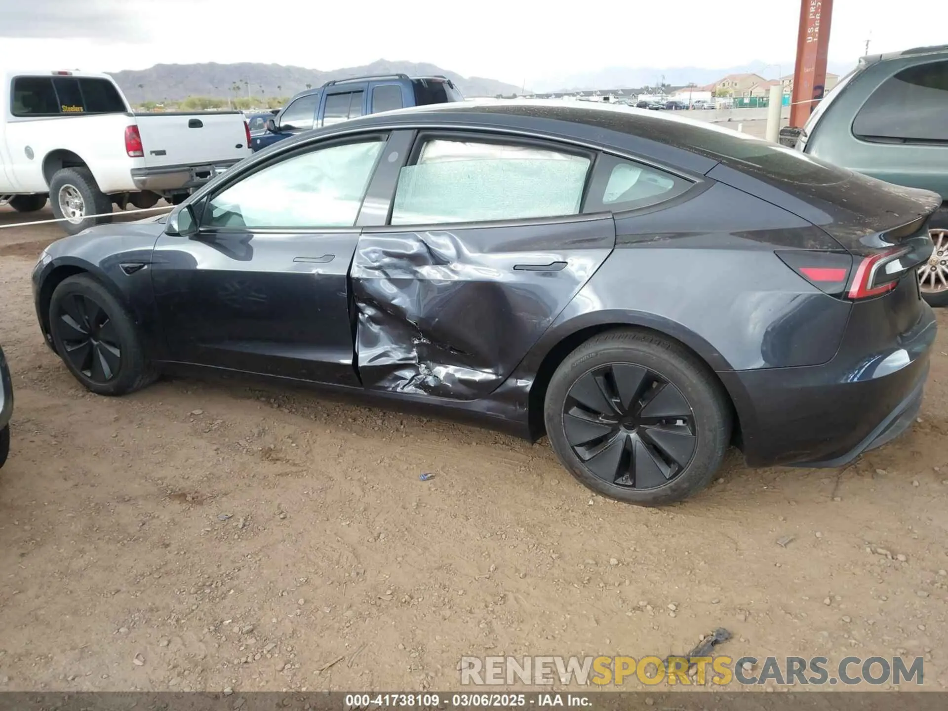14 Photograph of a damaged car 5YJ3E1EA3RF771010 TESLA MODEL 3 2024