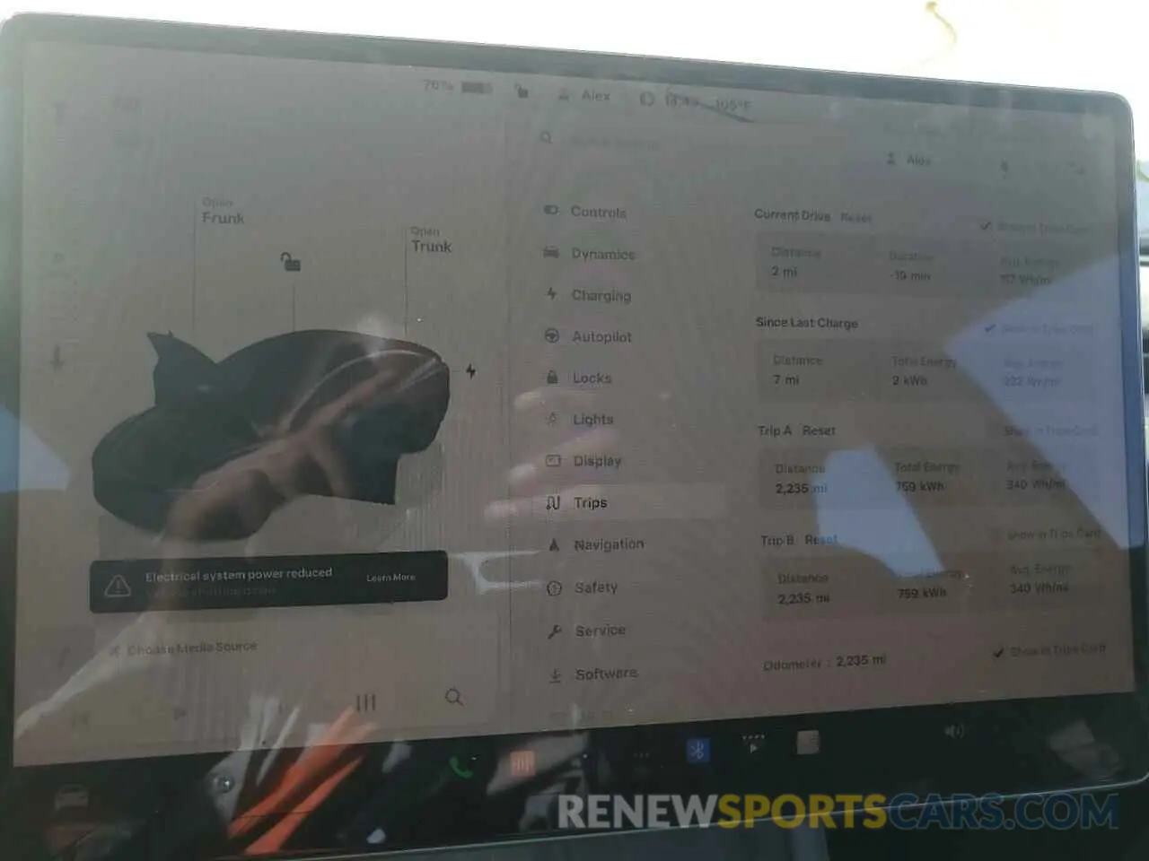 9 Photograph of a damaged car 5YJ3E1EA3RF784534 TESLA MODEL 3 2024